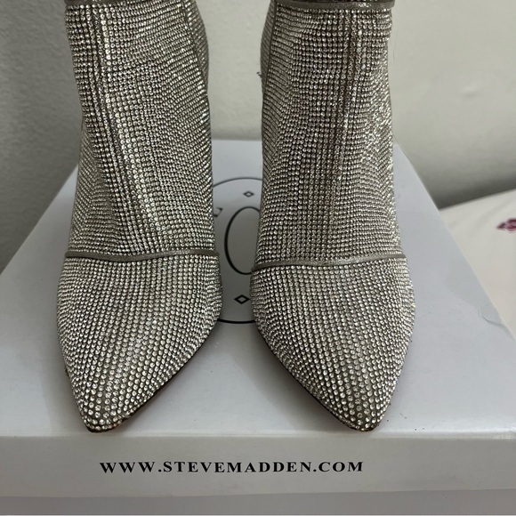 Steve Madden Trista - R Rhinestone Boots - Picture 17 of 17